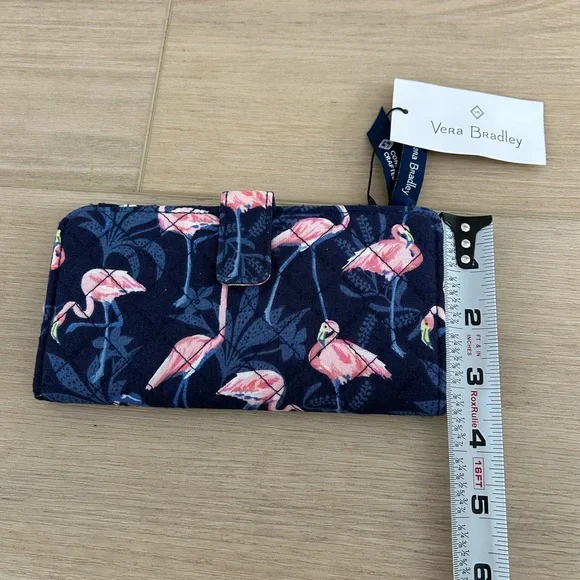 NWT Vera Bradley RFID Finley Wallet 'Flamingo Party" Credit Cards, ID - Picture 4 of 6